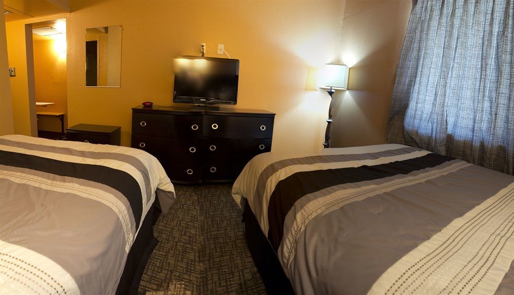 Capitol Inn & Suites 皮埃尔 外观 照片